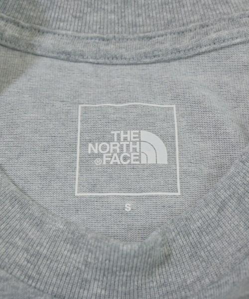 THE NORTH FACE（ザノースフェイス）Tシャツ・カットソー グレー サイズ:S メンズ/2200671977092