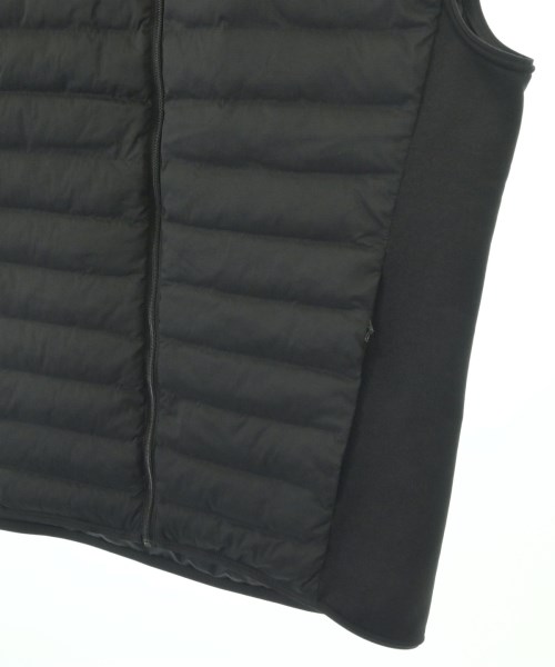 THE NORTH FACE（ザノースフェイス）ダウンジャケット/ダウンベスト 黒 サイズ:S メンズ/2200722161029