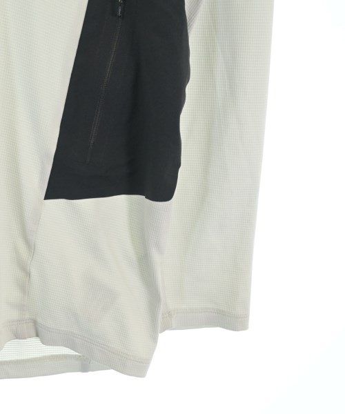 THE NORTH FACE（ザノースフェイス）Tシャツ・カットソー グレー サイズ:S メンズ/2200684814452