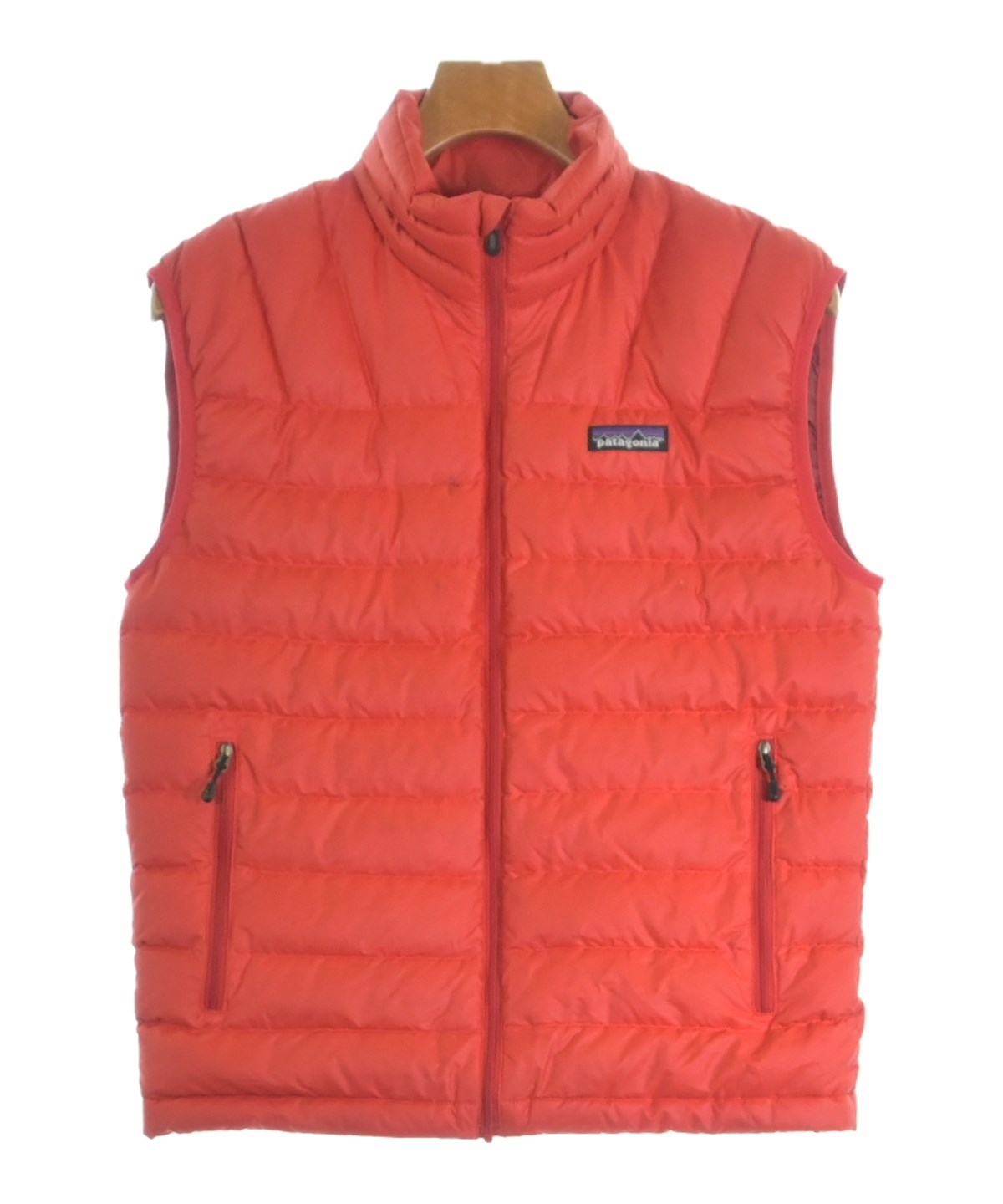 Patagonia（パタゴニア）ダウンジャケット/ダウンベスト 赤 サイズ:XS