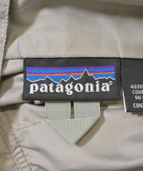 Patagonia（パタゴニア）マウンテンパーカー カーキ サイズ:L メンズ/2200611464040