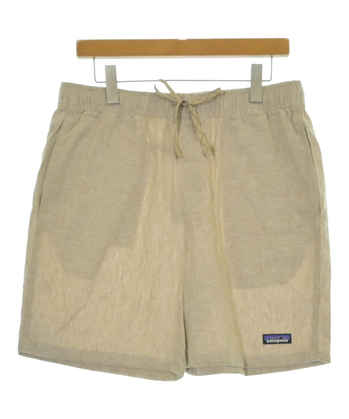 新品【パタゴニア】ベージュ ショートパンツ Mサイズ【Patagonia】 Patagonia（パタゴニア）ショートパンツ ベージュ サイズ:M メンズ