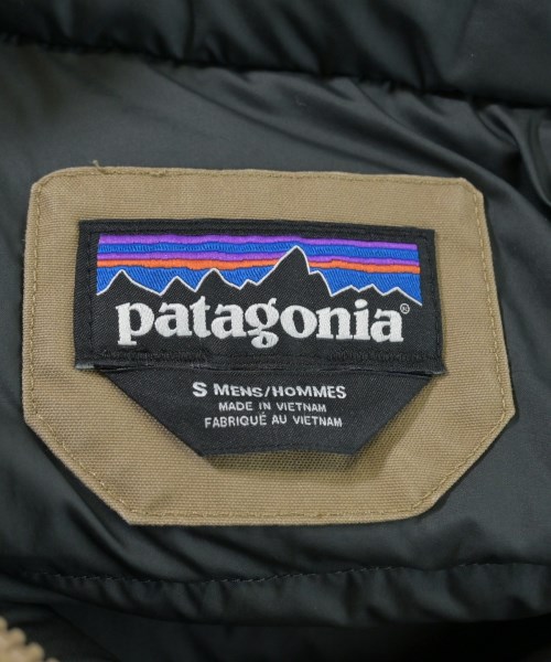 Patagonia（パタゴニア）ダウンコート ベージュ サイズ:S メンズ/2200662220015