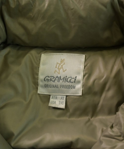 GRAMICCI（グラミチ）ダウンジャケット/ダウンベスト カーキ サイズ:XS メンズ/2200663390021