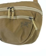 ARC'TERYX（アークテリクス）ショルダーバッグ ベージュ サイズ:- メンズ/2200639271040