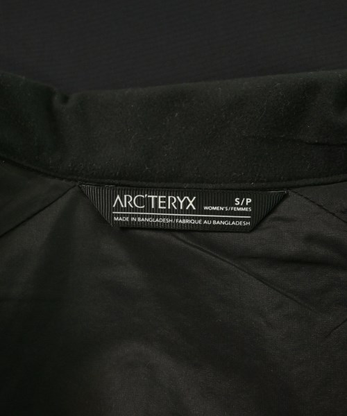ARC'TERYX（アークテリクス）ダウンジャケット/ダウンベスト 黒 サイズ:S レディース/2200626520021