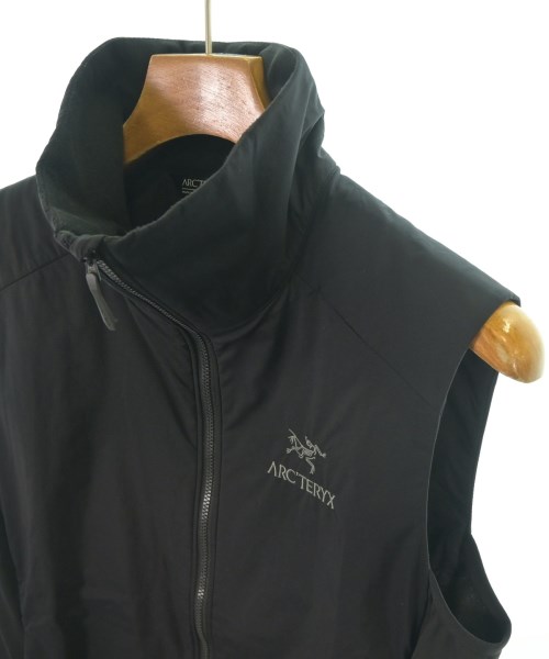 ARC'TERYX（アークテリクス）ダウンジャケット/ダウンベスト 黒 サイズ:S レディース/2200626520021