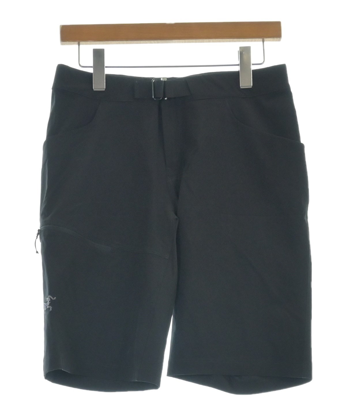 ARC'TERYX ブラックショートパンツ サイズ30 ARC'TERYX（アークテリクス）ショートパンツ 黒 サイズ:30(M位) メンズ