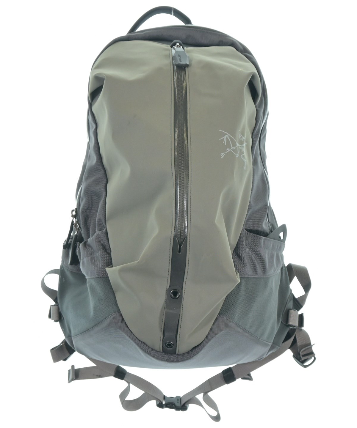 Arc'teryx グレー リュック ARC'TERYX（アークテリクス）バックパック・リュック グレー サイズ