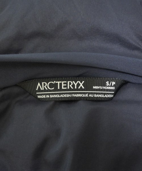 ARC'TERYX（アークテリクス）ダウンジャケット/ダウンベスト 紺 サイズ:S メンズ/2200611589019