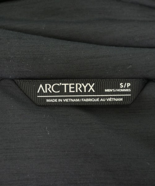 ARC'TERYX（アークテリクス）ダウンジャケット/ダウンベスト 黒 サイズ:S メンズ/2200611589026