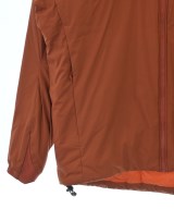ARC'TERYX（アークテリクス）ダウンジャケット/ダウンベスト オレンジ サイズ:L メンズ/2200615299105