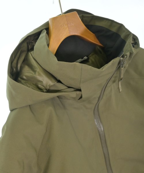 ARC'TERYX（アークテリクス）ダウンジャケット/ダウンベスト カーキ サイズ:M メンズ/2200618587070