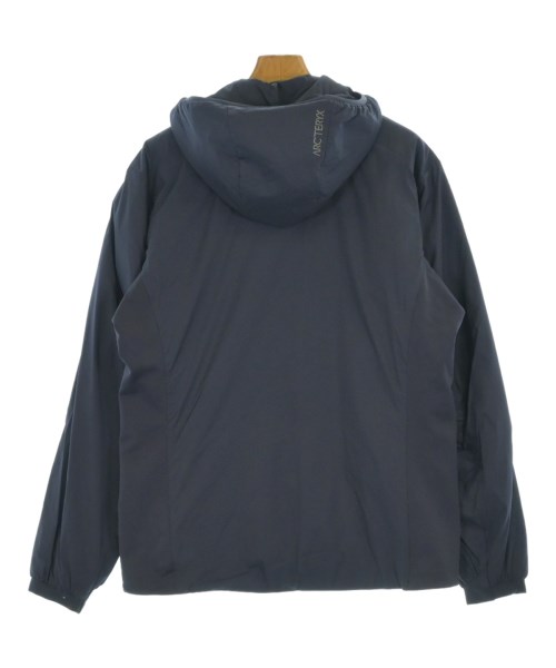ARC'TERYX（アークテリクス）ダウンジャケット/ダウンベスト 紺 サイズ:M メンズ/2200674621039