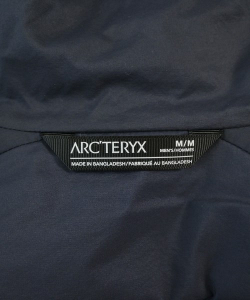 ARC'TERYX（アークテリクス）ダウンジャケット/ダウンベスト 紺 サイズ:M メンズ/2200674621039