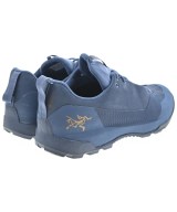 ARC'TERYX（アークテリクス）スニーカー 紺 サイズ:27.5cm メンズ/2200680157072