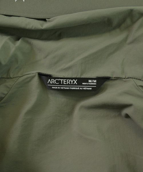 ARC'TERYX（アークテリクス）マウンテンパーカー カーキ サイズ:M メンズ/2200680362018