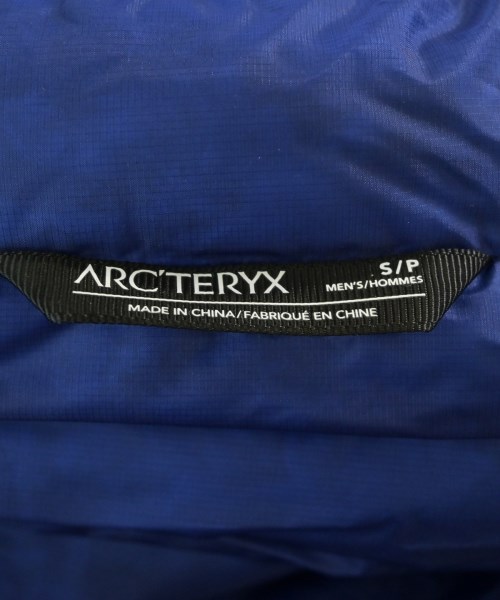 ARC'TERYX（アークテリクス）ダウンジャケット/ダウンベスト 紺 サイズ:S メンズ/2200657444013