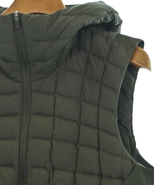 ARC'TERYX（アークテリクス）ダウンジャケット/ダウンベスト カーキ サイズ:XS レディース/2200717444014
