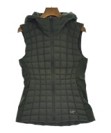 ARC'TERYX（アークテリクス）ダウンジャケット/ダウンベスト カーキ サイズ:XS レディース/2200717444014