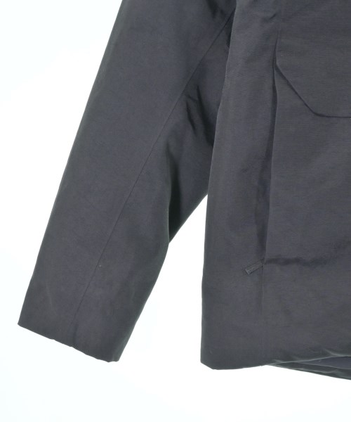 ARC'TERYX（アークテリクス）ダウンジャケット/ダウンベスト 黒 サイズ:M メンズ/2200647065013