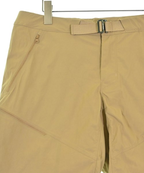 ARC'TERYX（アークテリクス）ショートパンツ ベージュ サイズ:32(L位) メンズ/2200703210180