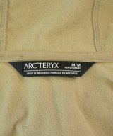 ARC'TERYX（アークテリクス）パーカー ベージュ サイズ:M メンズ/2200704575158