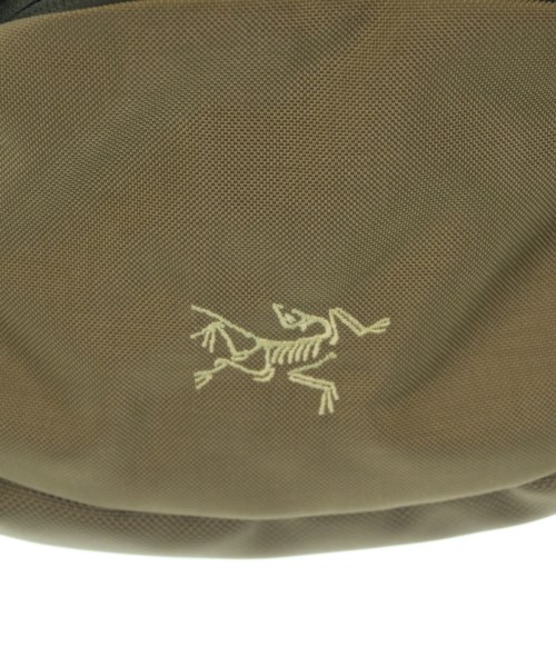ARC'TERYX（アークテリクス）ショルダーバッグ ベージュ サイズ:- メンズ/2200708264164