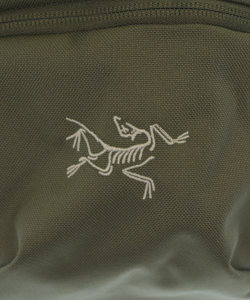 ARC'TERYX（アークテリクス）ショルダーバッグ カーキ サイズ:- メンズ/2200707519081