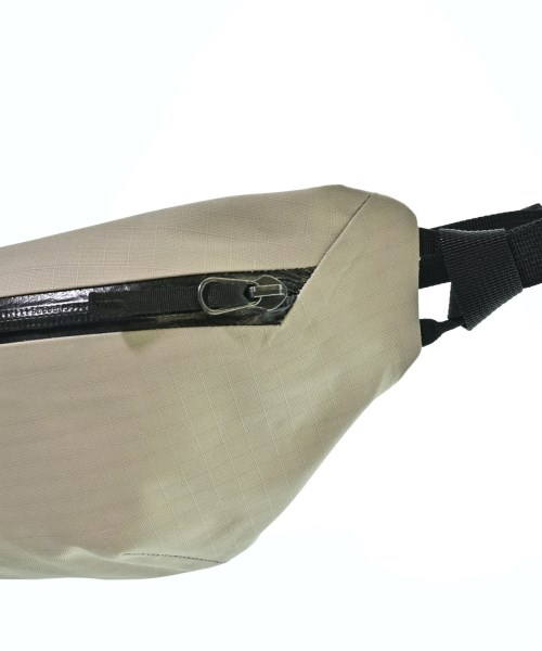 ARC'TERYX（アークテリクス）ショルダーバッグ グレー サイズ:- メンズ/2200665919084