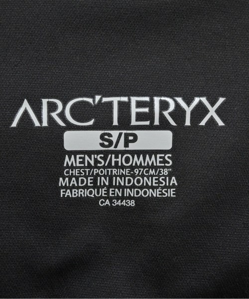 ARC'TERYX（アークテリクス）Tシャツ・カットソー カーキ サイズ:S メンズ/2200668803052