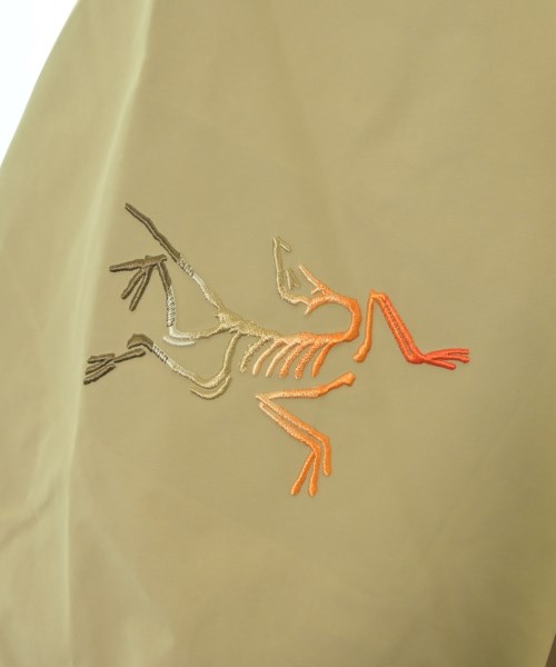 ARC'TERYX（アークテリクス）マウンテンパーカー ベージュ サイズ:L メンズ/2200732187040