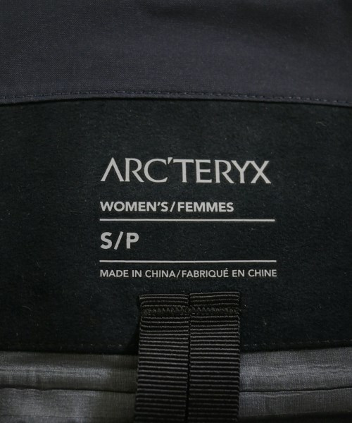 ARC'TERYX（アークテリクス）マウンテンパーカー 紺 サイズ:S レディース/2200733964015