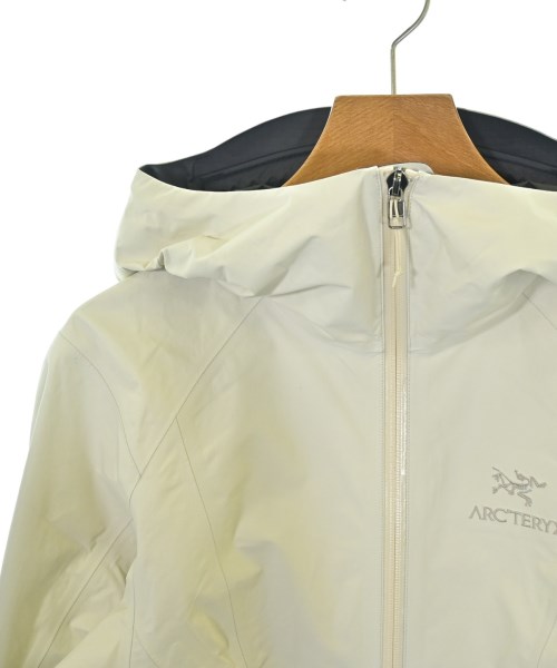 ARC'TERYX（アークテリクス）マウンテンパーカー 白 サイズ:S レディース/2200735150027