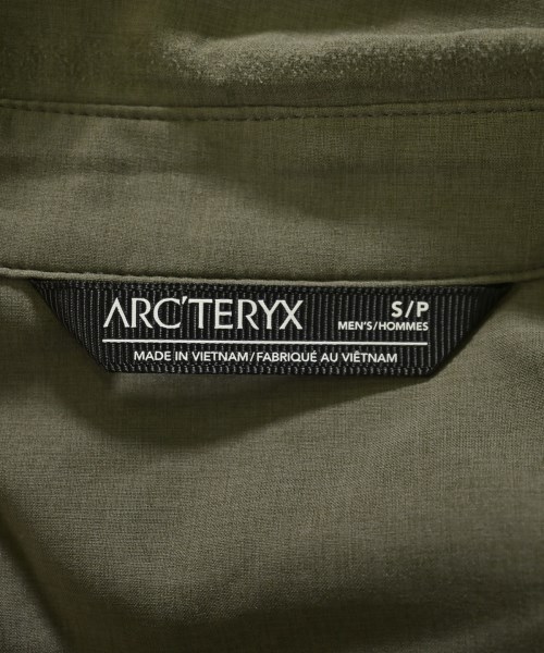 ARC'TERYX（アークテリクス）カジュアルシャツ カーキ サイズ:S メンズ/2200720478075