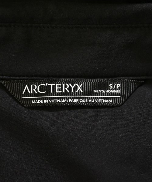 ARC'TERYX（アークテリクス）カジュアルシャツ 黒 サイズ:S メンズ/2200720478082