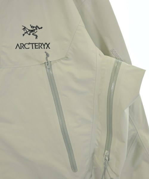 ARC'TERYX（アークテリクス）マウンテンパーカー 白 サイズ:S メンズ/2200721612027