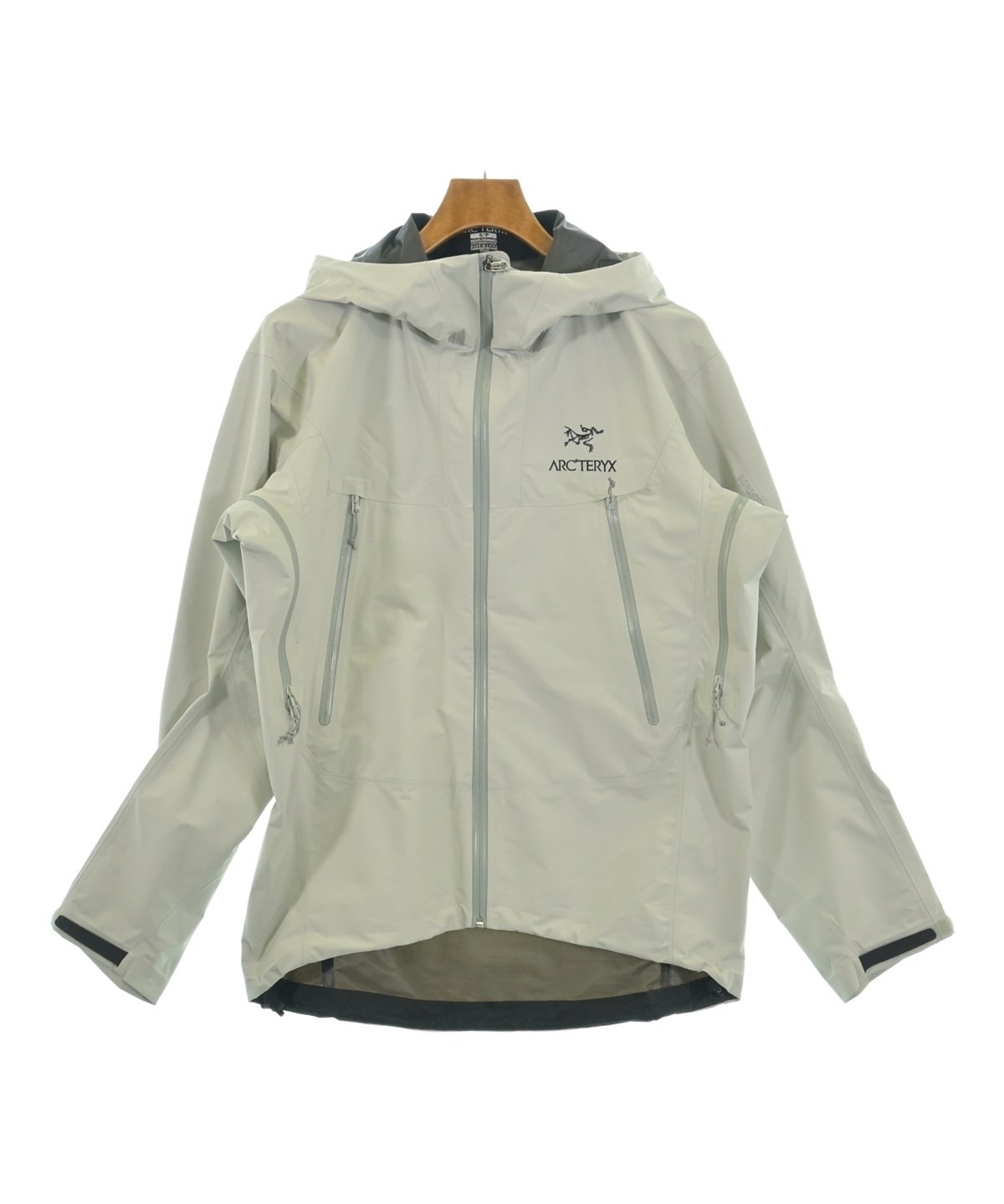 【新品タグ付】アークテリクス sizeL 白 ARC'TERYX（アークテリクス）マウンテンパーカー 白 サイズ:S メンズ