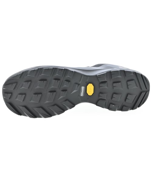 ARC'TERYX（アークテリクス）スニーカー 黒 サイズ:29cm メンズ/2200720811018