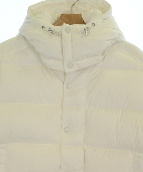 MONCLER（モンクレール）ダウンジャケット/ダウンベスト 白 サイズ:3(L位) メンズ/2200524487013