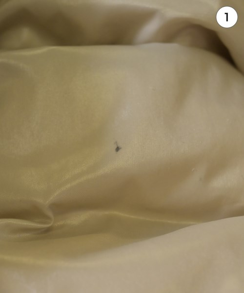 MONCLER（モンクレール）ダウンコート ベージュ サイズ:1(S位) レディース/2200625376018