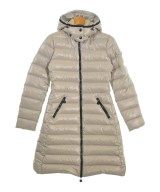 MONCLER（モンクレール）ダウンコート ベージュ サイズ:1(S位) レディース/2200625376018