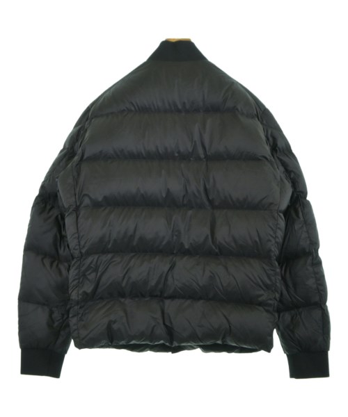 MONCLER（モンクレール）ダウンジャケット/ダウンベスト 黒 サイズ:4(XL位) メンズ/2200637221016