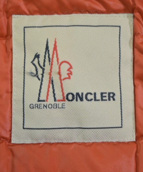 MONCLER GRENOBLE（モンクレールグルノーブル）ダウンジャケット/ダウンベスト グレー サイズ:1(S位) メンズ/2200637694032