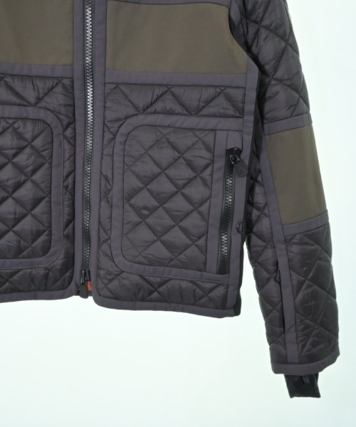 MONCLER GRENOBLE（モンクレールグルノーブル）ダウンジャケット/ダウンベスト グレー サイズ:1(S位) メンズ/2200637694032