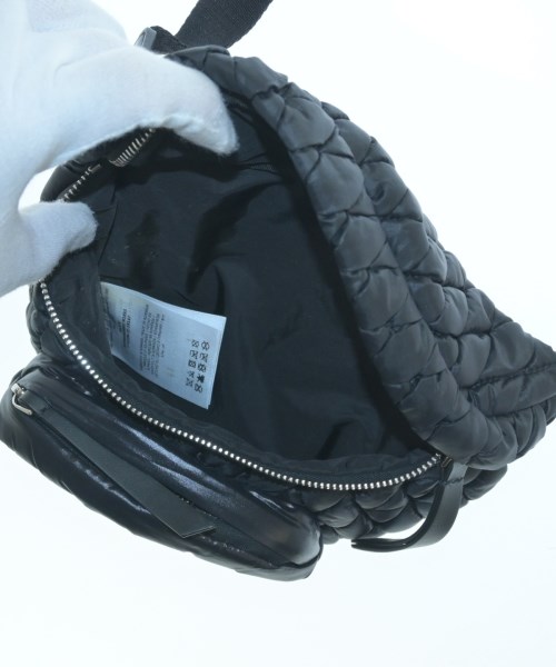 MONCLER（モンクレール）ショルダーバッグ 黒 サイズ:- レディース/2200641700422
