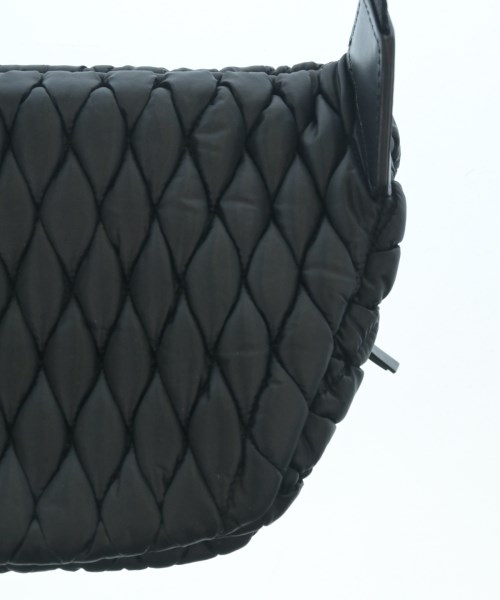 MONCLER（モンクレール）ショルダーバッグ 黒 サイズ:- レディース/2200641700422