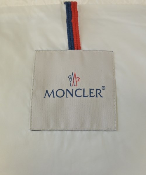 MONCLER（モンクレール）ダウンジャケット/ダウンベスト 白 サイズ:1(S位) レディース/2200642564016