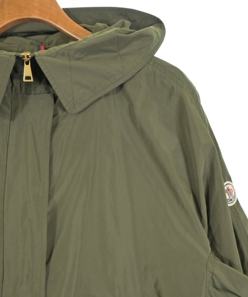 MONCLER（モンクレール）その他 カーキ サイズ:2(M位) レディース/2200620393331