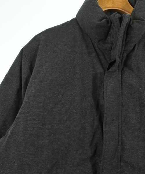 MONCLER（モンクレール）ダウンジャケット/ダウンベスト グレー サイズ:1(S位) メンズ/2200622256061